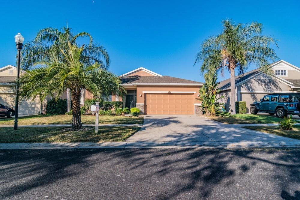 1703 Bonita Bluff Ct., Ruskin, FL 33570