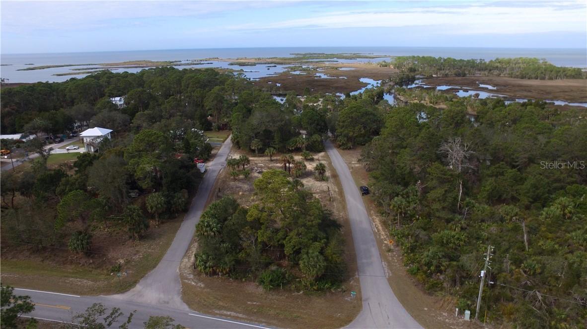 Bayou Dr., Weeki Wachee, FL 34607