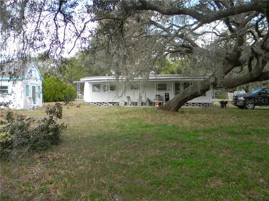 1925 Apache Pl., Holiday, FL 34691