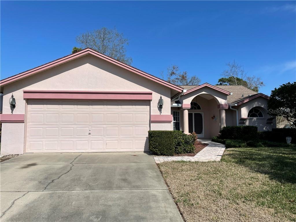 8737 Poe Dr., Hudson, FL 34667