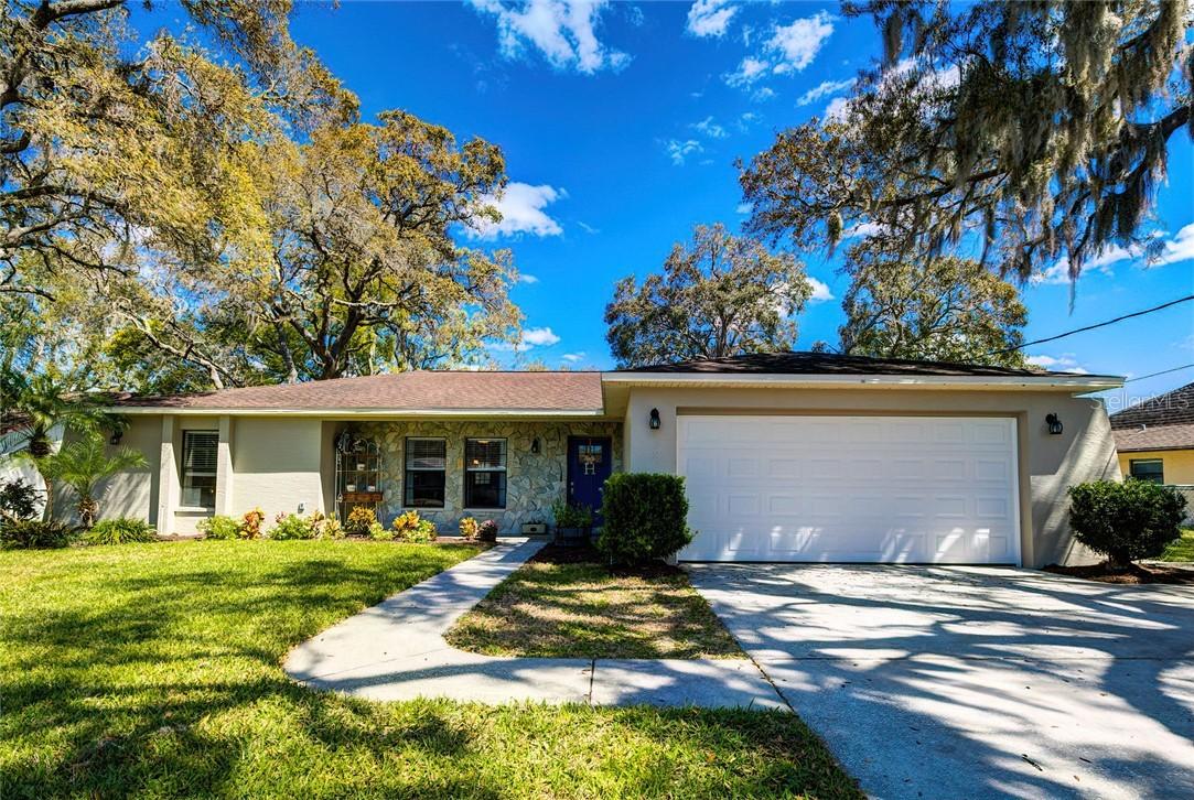 7818 Holiday Dr., Spring Hill, FL 34606