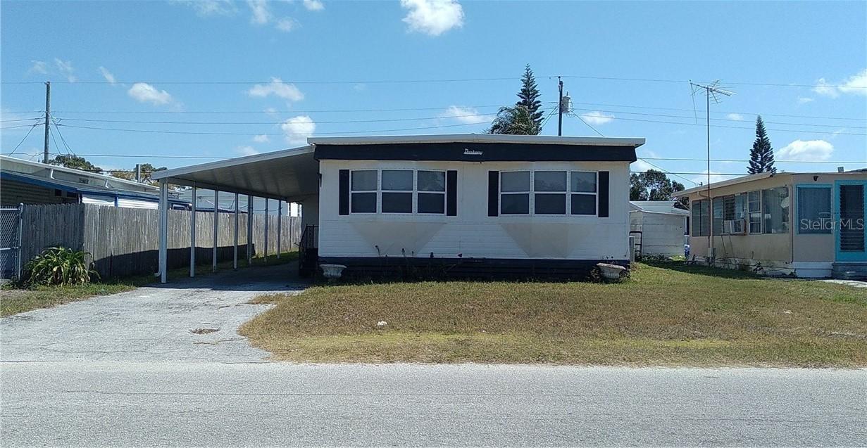 2046 Orange Dr., Holiday, FL 34691