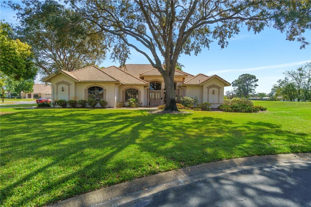 10040 12 Twelve Oaks Ct., Weeki Wachee, FL 34613