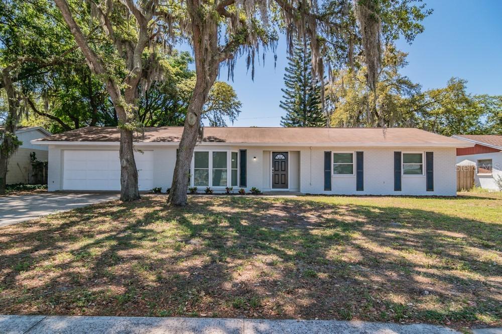 309 E Windhorst Rd., Brandon, FL 33510