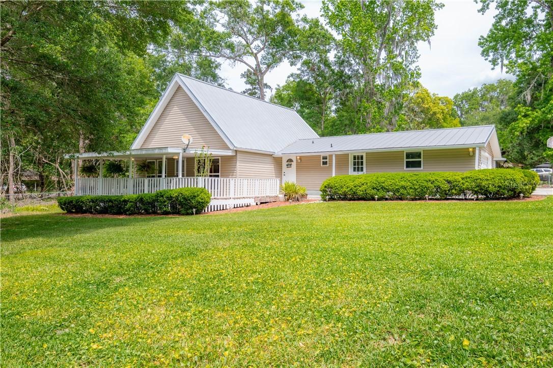 895 Decatur Ave., Brooksville, FL 34601