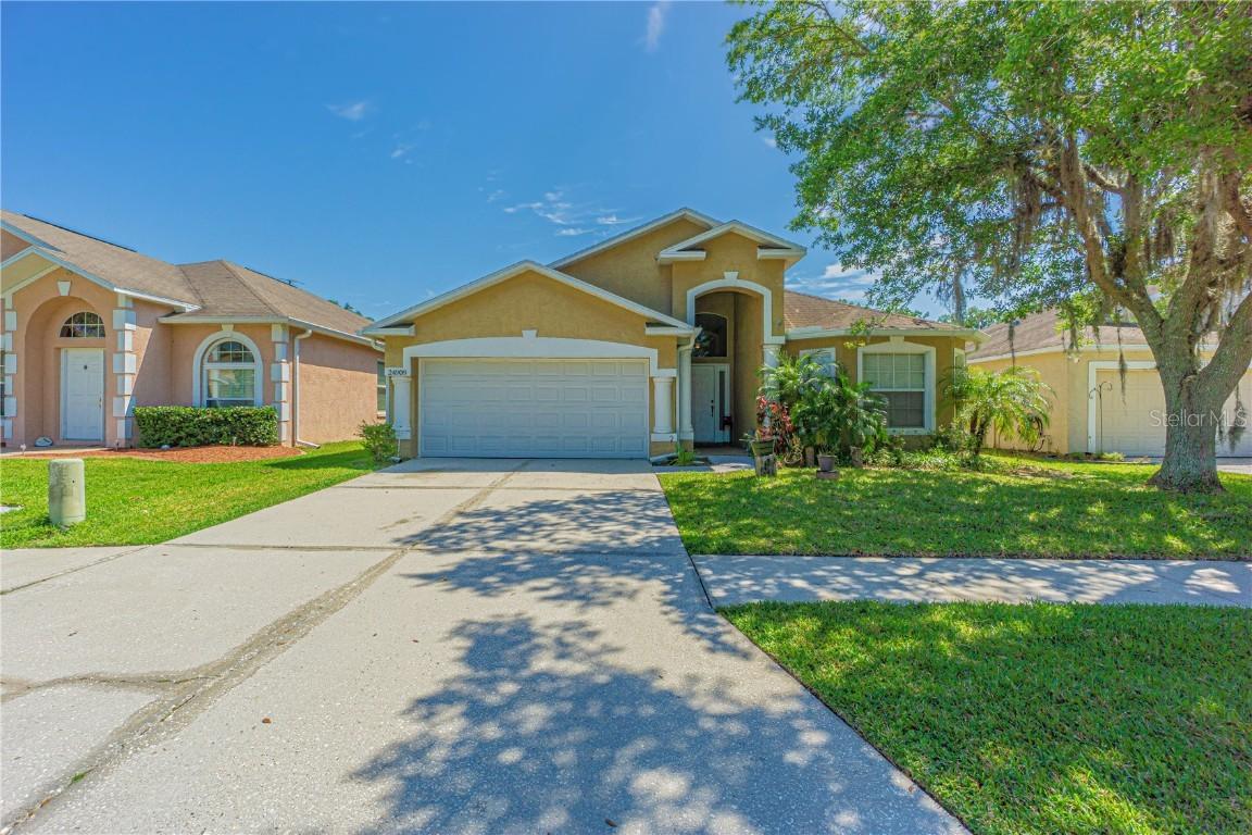 24909 Gun Smoke Dr., Land O Lakes, FL 34639