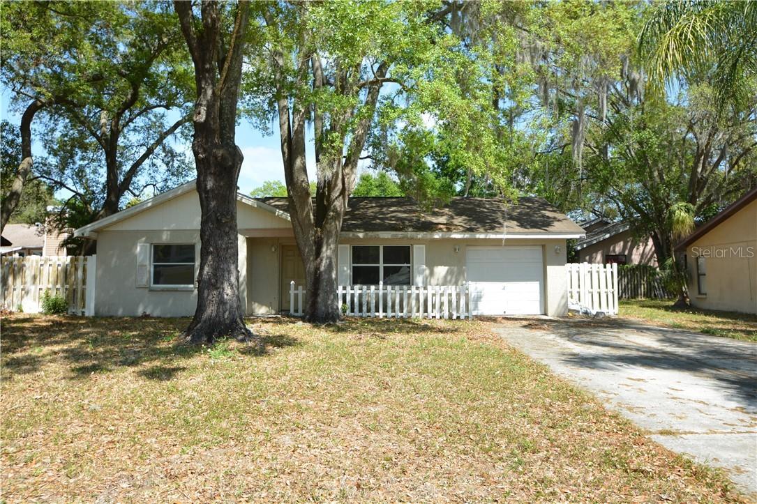 5045 Plantation Dr., Holiday, FL 34690