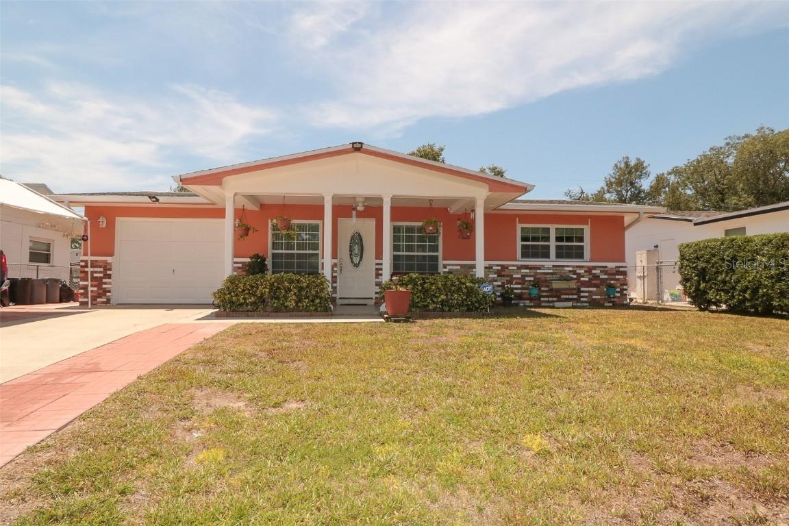 5602 Front Dr., Holiday, FL 34690