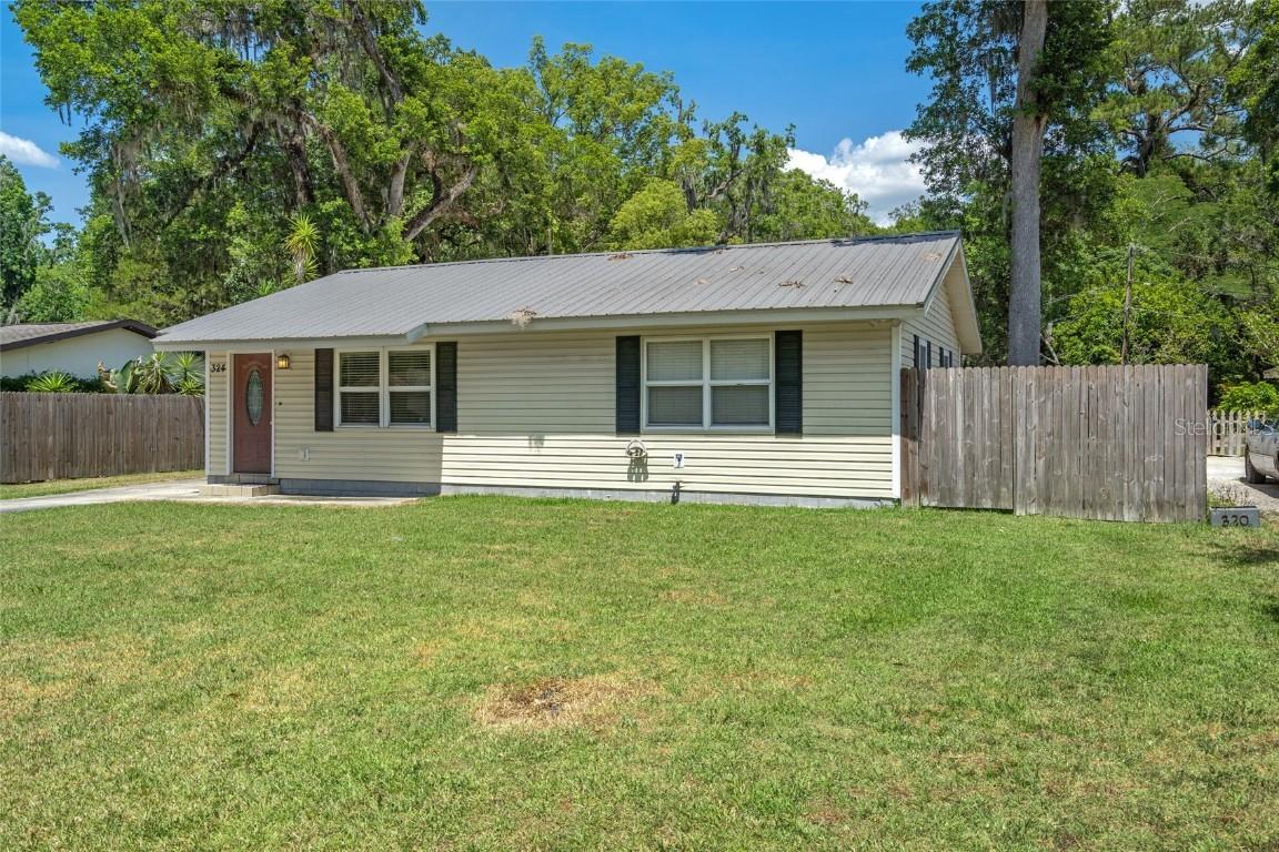 324 Palm Ln., Brooksville, FL 34601