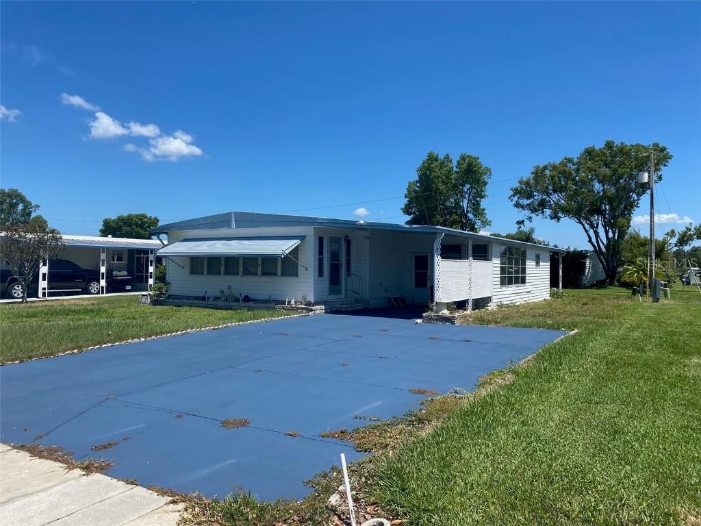 219 Independence Ave. #34, Palm Harbor, FL 34684