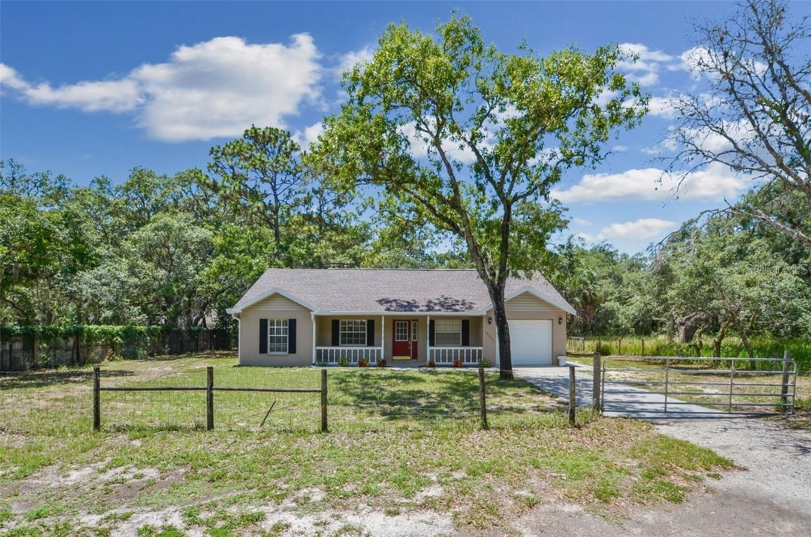 18223 Ozark Dr., Hudson, FL 34667