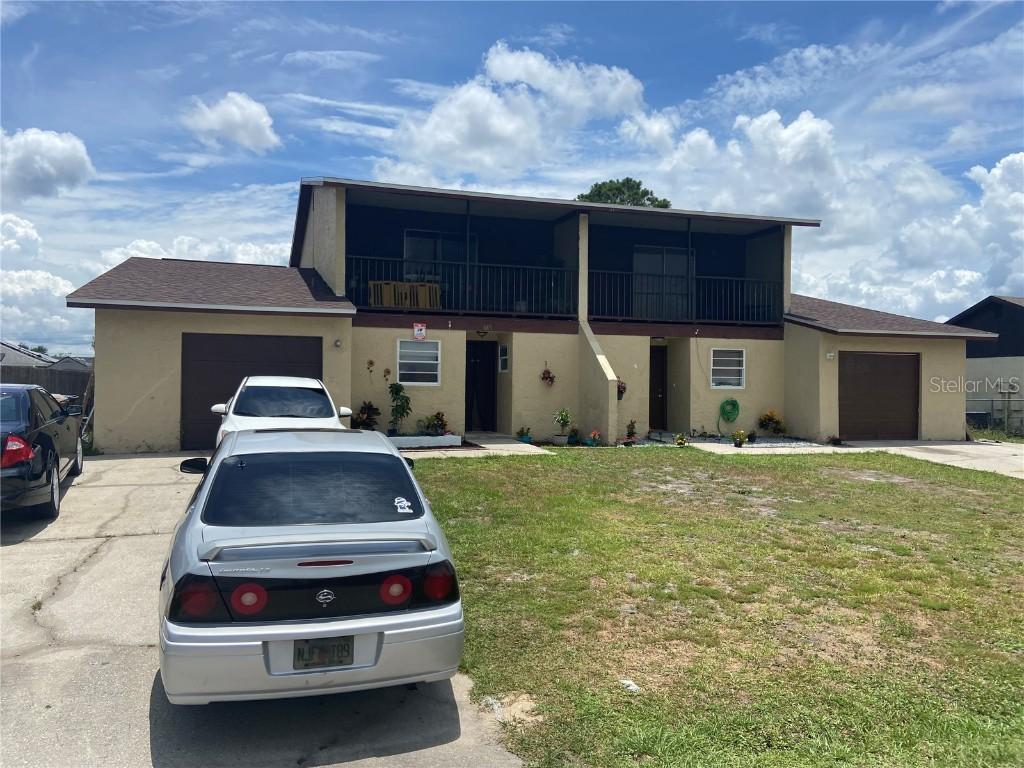 685 Royalty Ct., Kissimmee, FL 34758