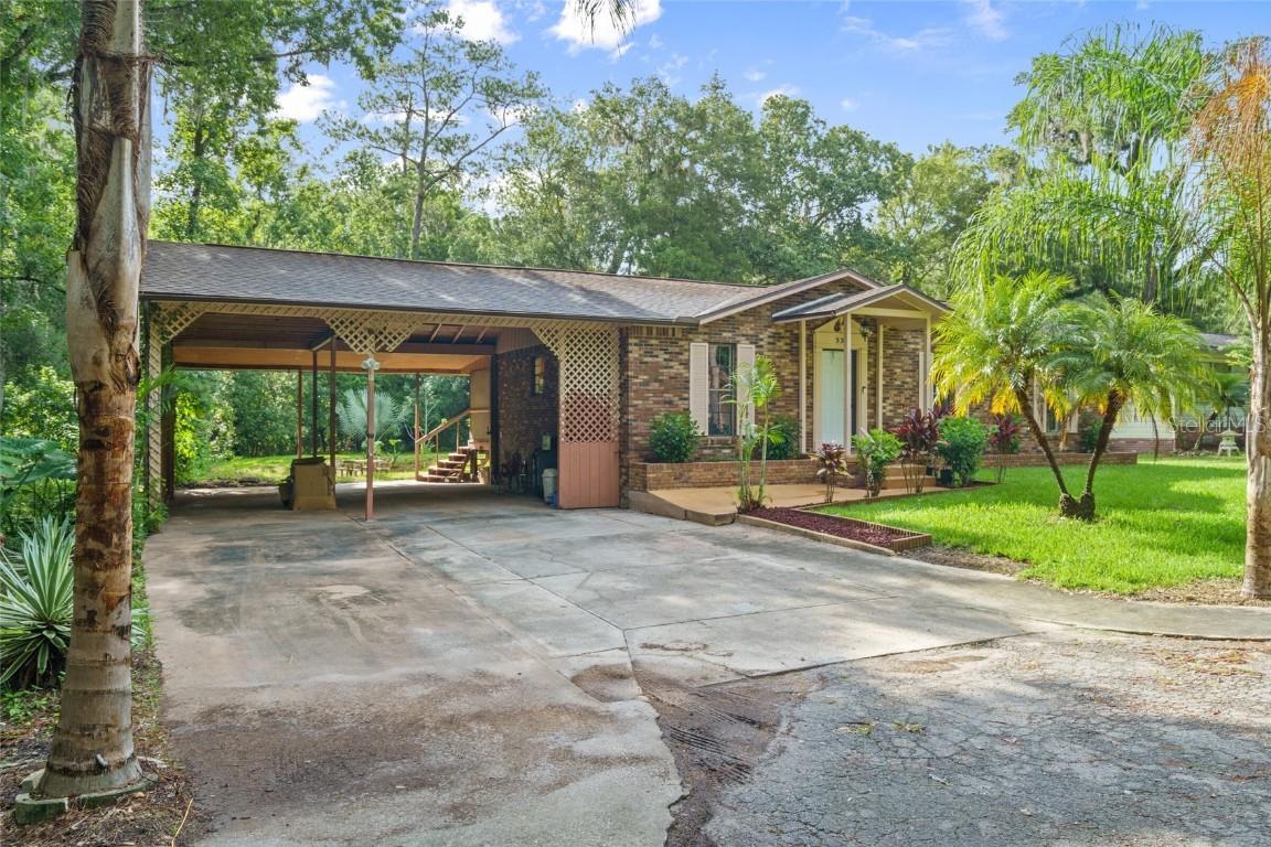 330 Palm Ln., Brooksville, FL 34601
