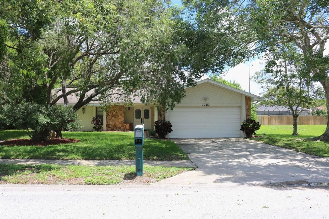 7707 Willow Brook Ct., Hudson, FL 34667