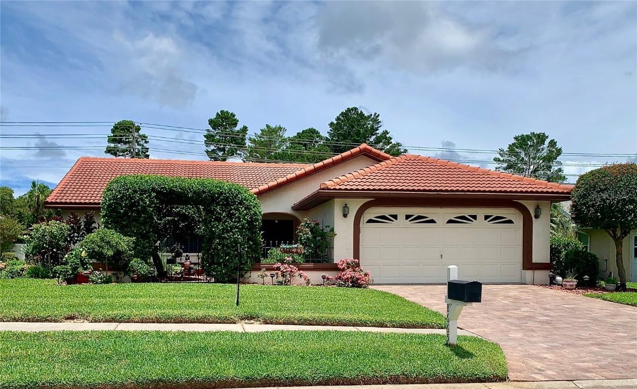 8665 Helmsly Ln., Hudson, FL 34667