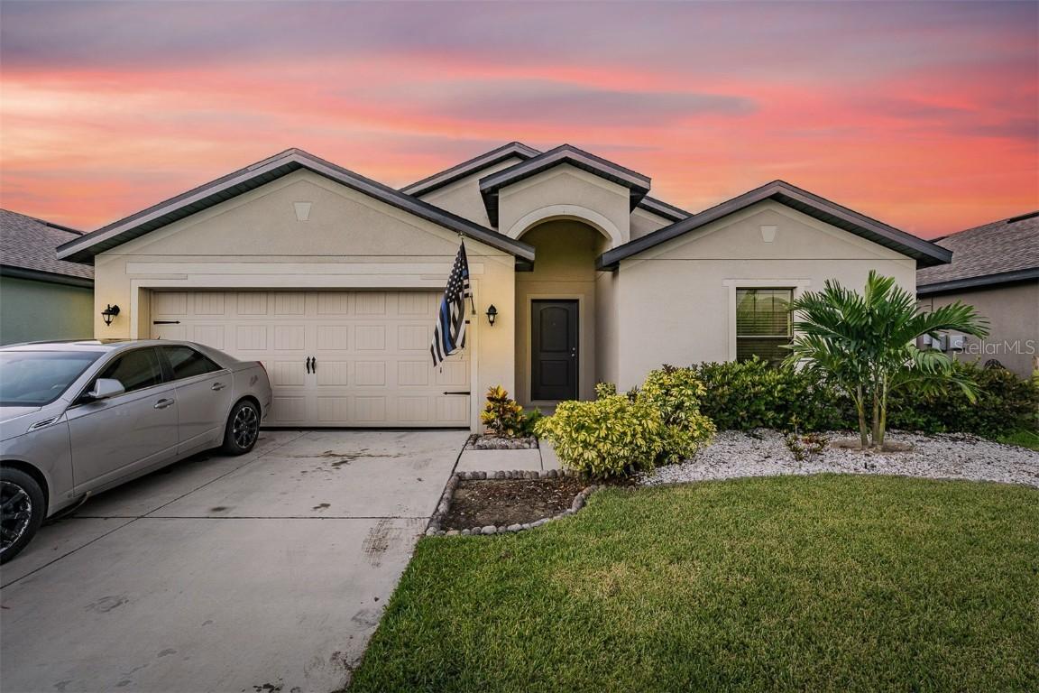 620 Chatham Walk Dr., Ruskin, FL 33570