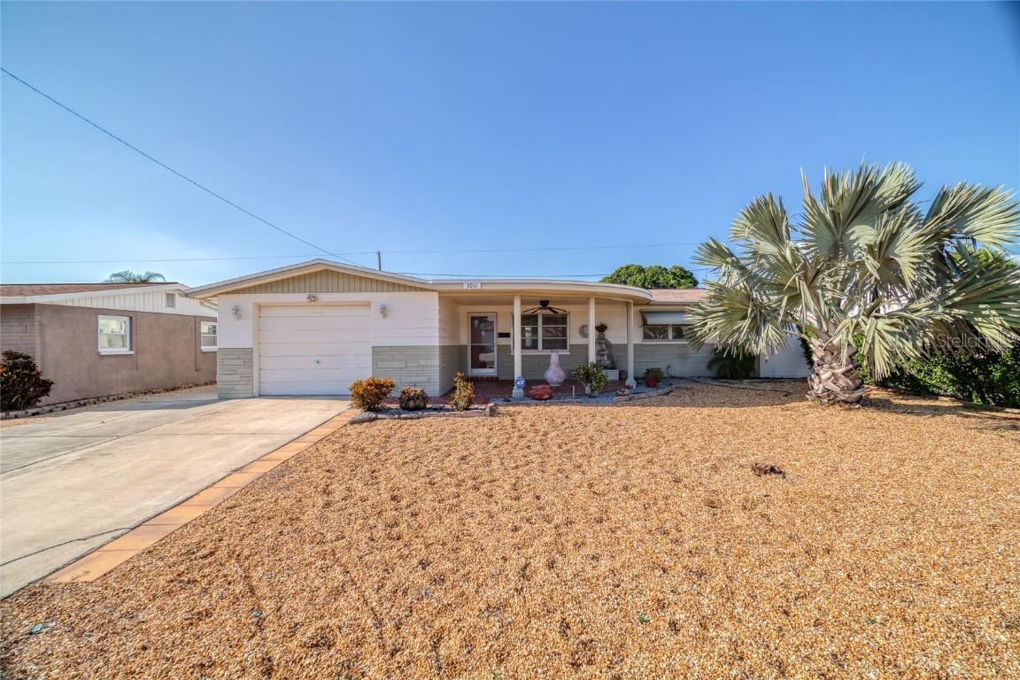 3911 Beechwood Dr., Holiday, FL 34691