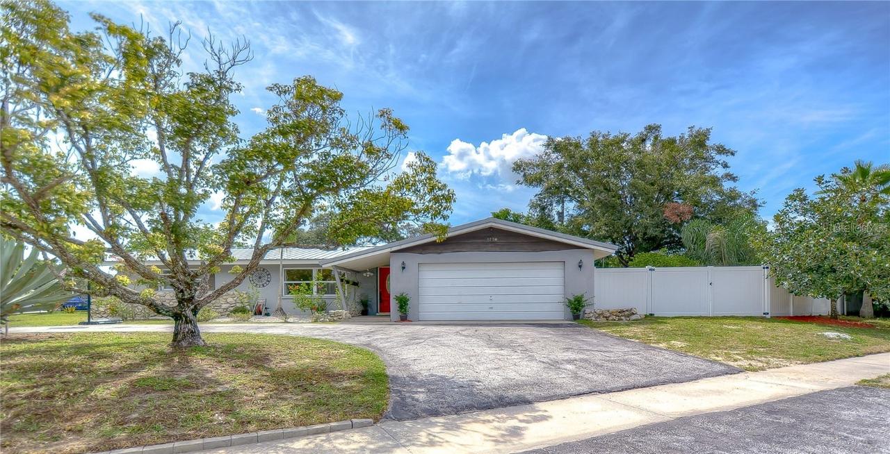 1730 Harpoon Dr., Holiday, FL 34690