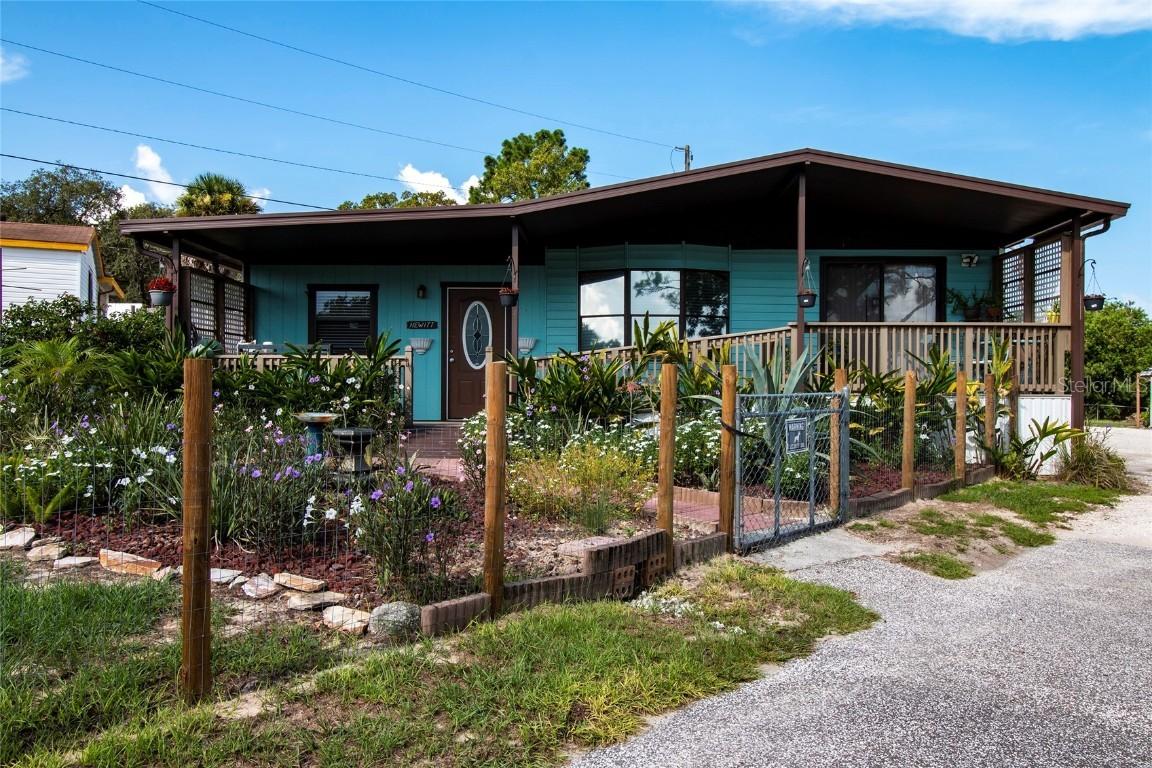15417 Banjo Dr., Hudson, FL 34667