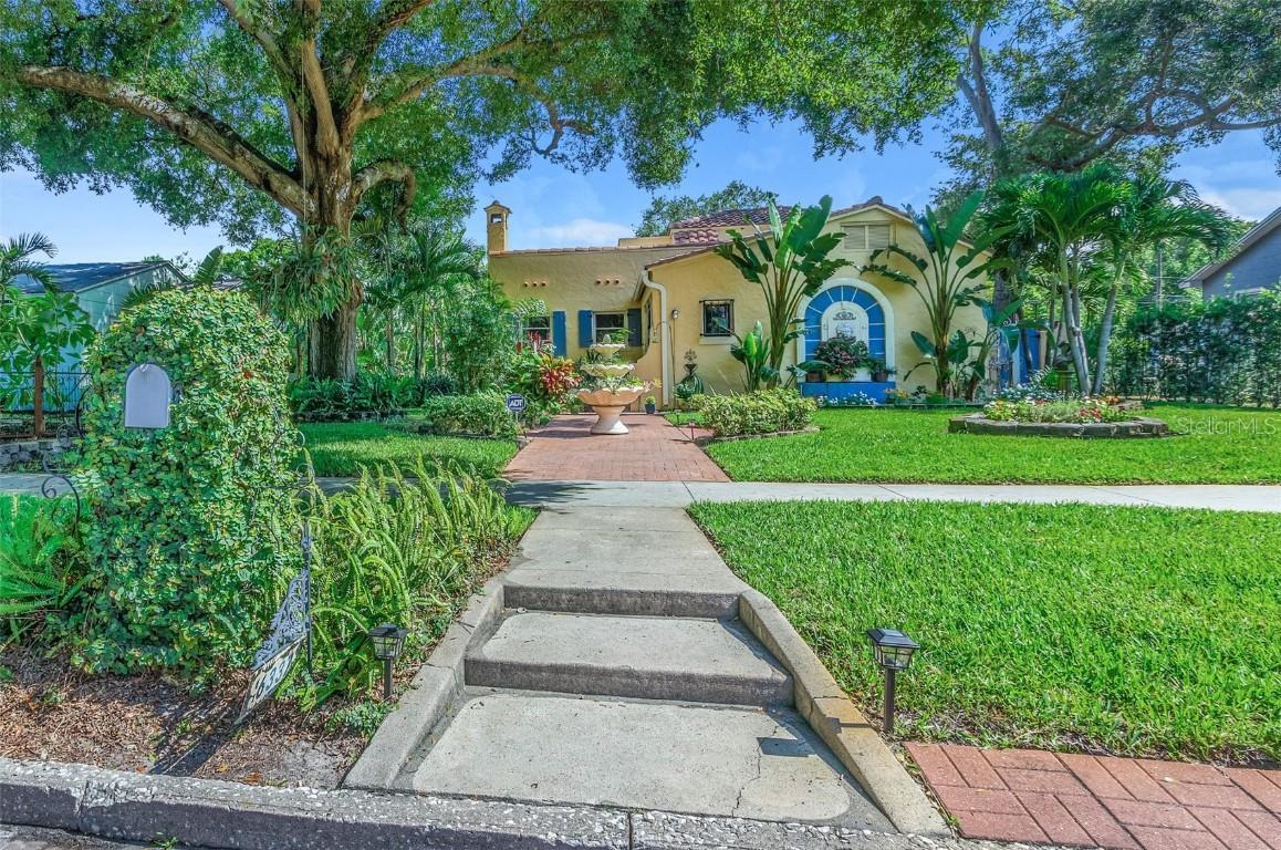 6337 10th Ave., Gulfport, FL 33707