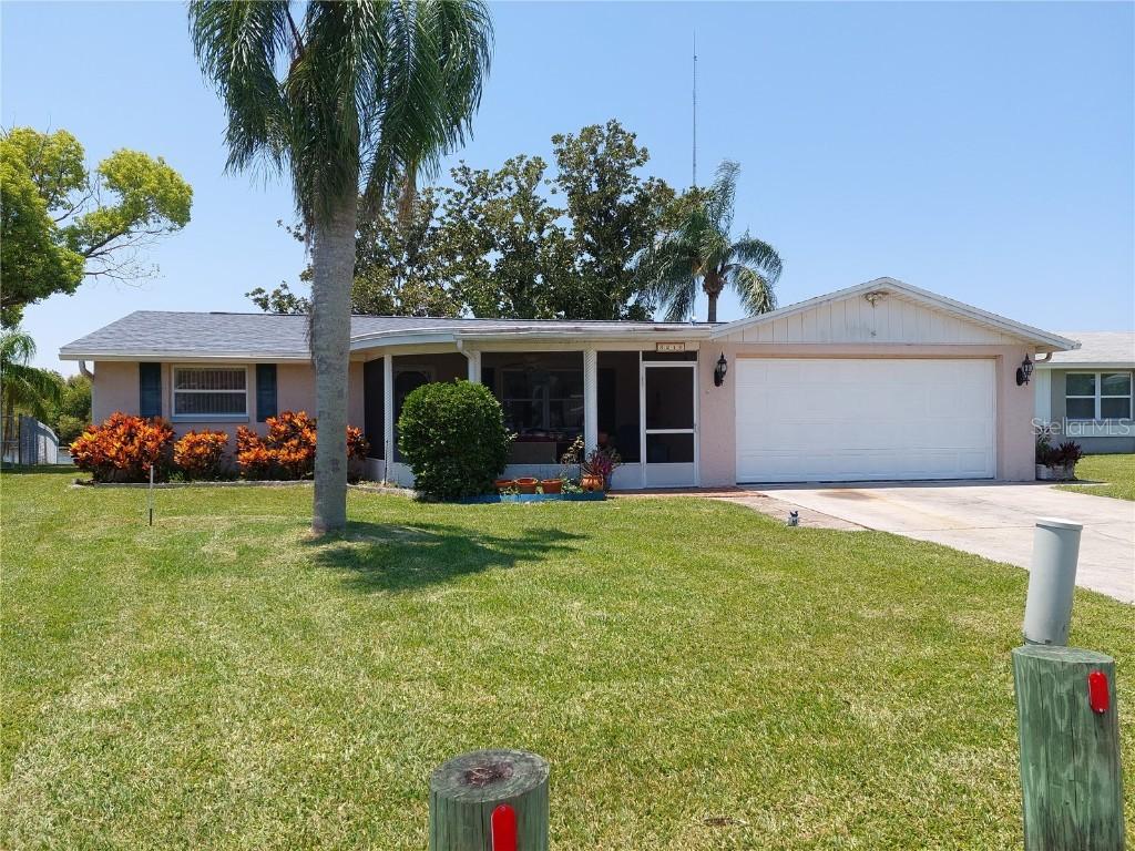 3240 Jackson Dr., Holiday, FL 34691