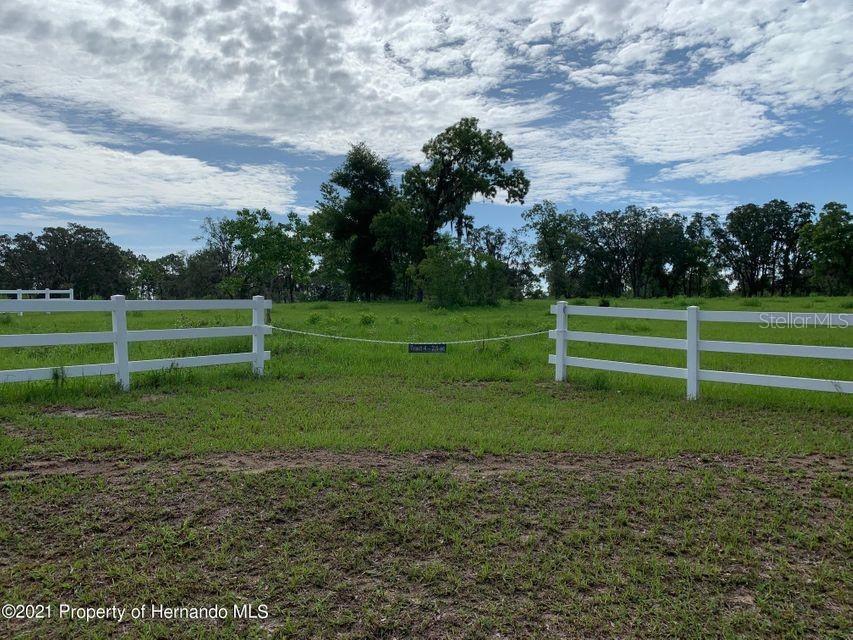 Lot 4 E Gloucester Rd., Brooksville, FL 34604