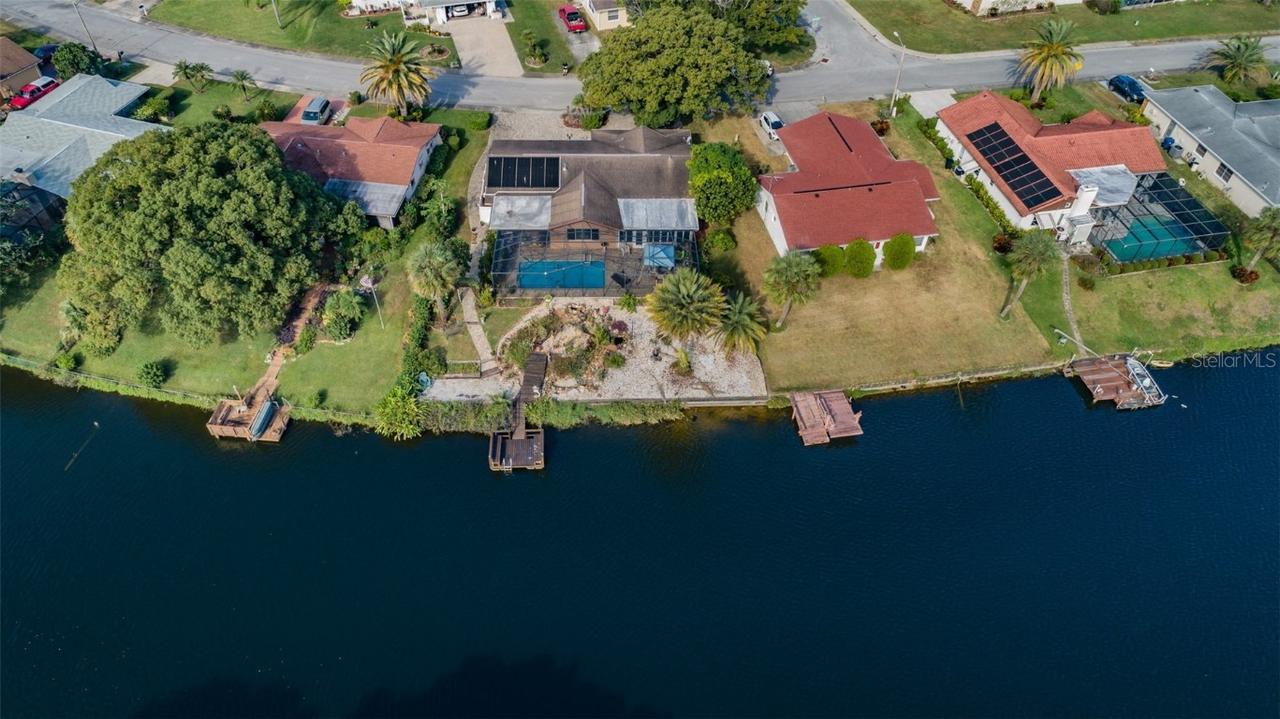 9416 Lake Christina Ln., Port Richey, FL 34668