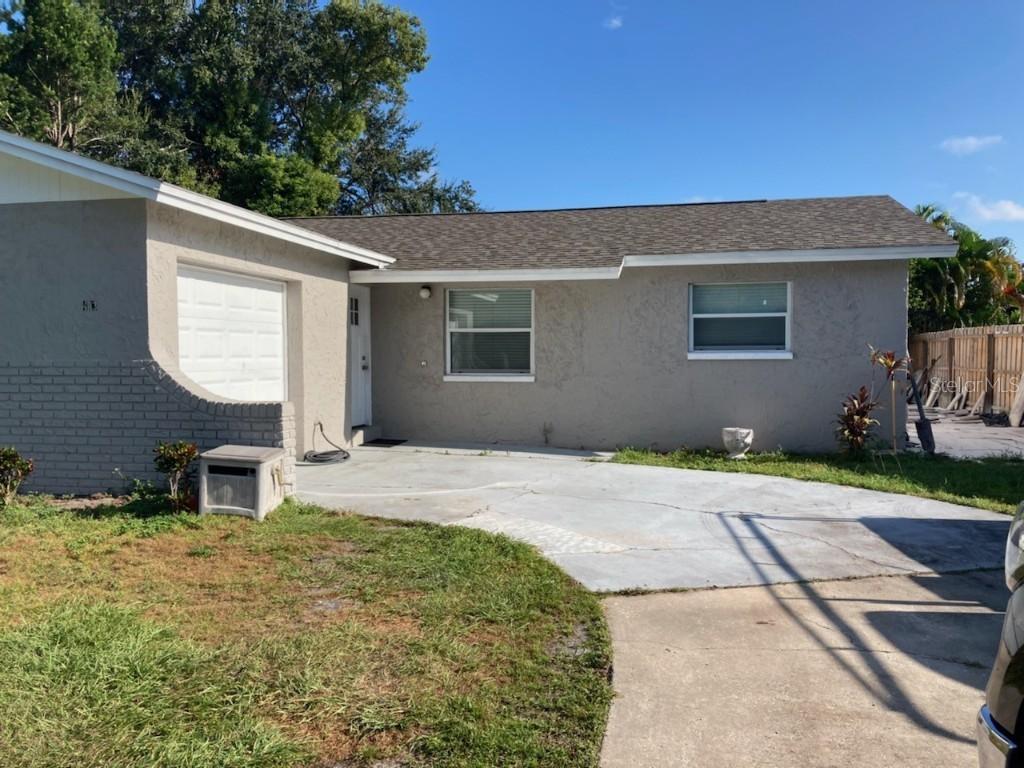 8413 Dimare Dr., Orlando, FL 32822