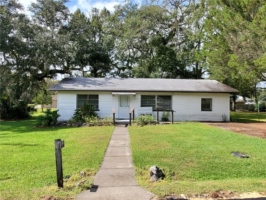 321 Palm Ln., Brooksville, FL 34601