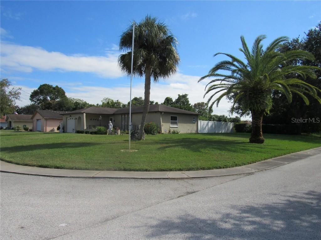 8516 Viva Via Dr., Hudson, FL 34667