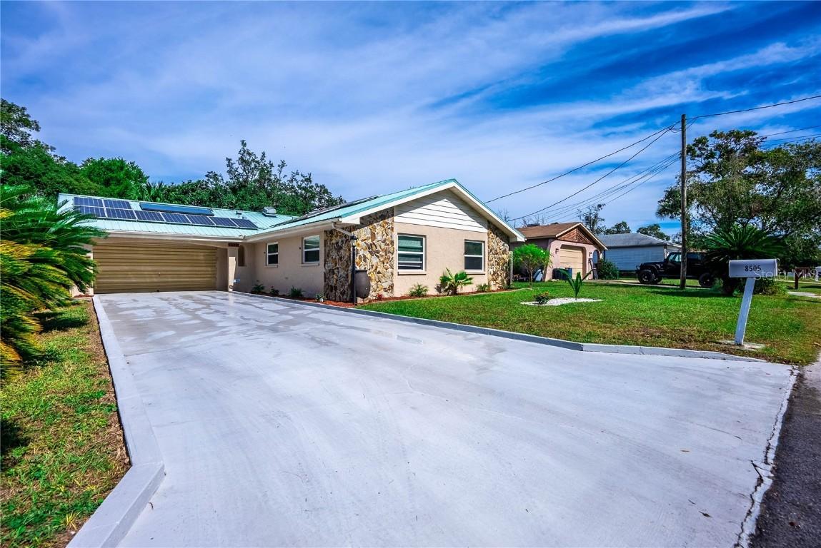 8505 Jolly Roger Dr., Hudson, FL 34667