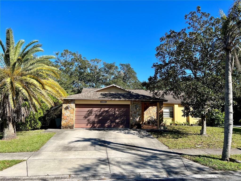 3010 Shadow Oaks Dr., Holiday, FL 34690