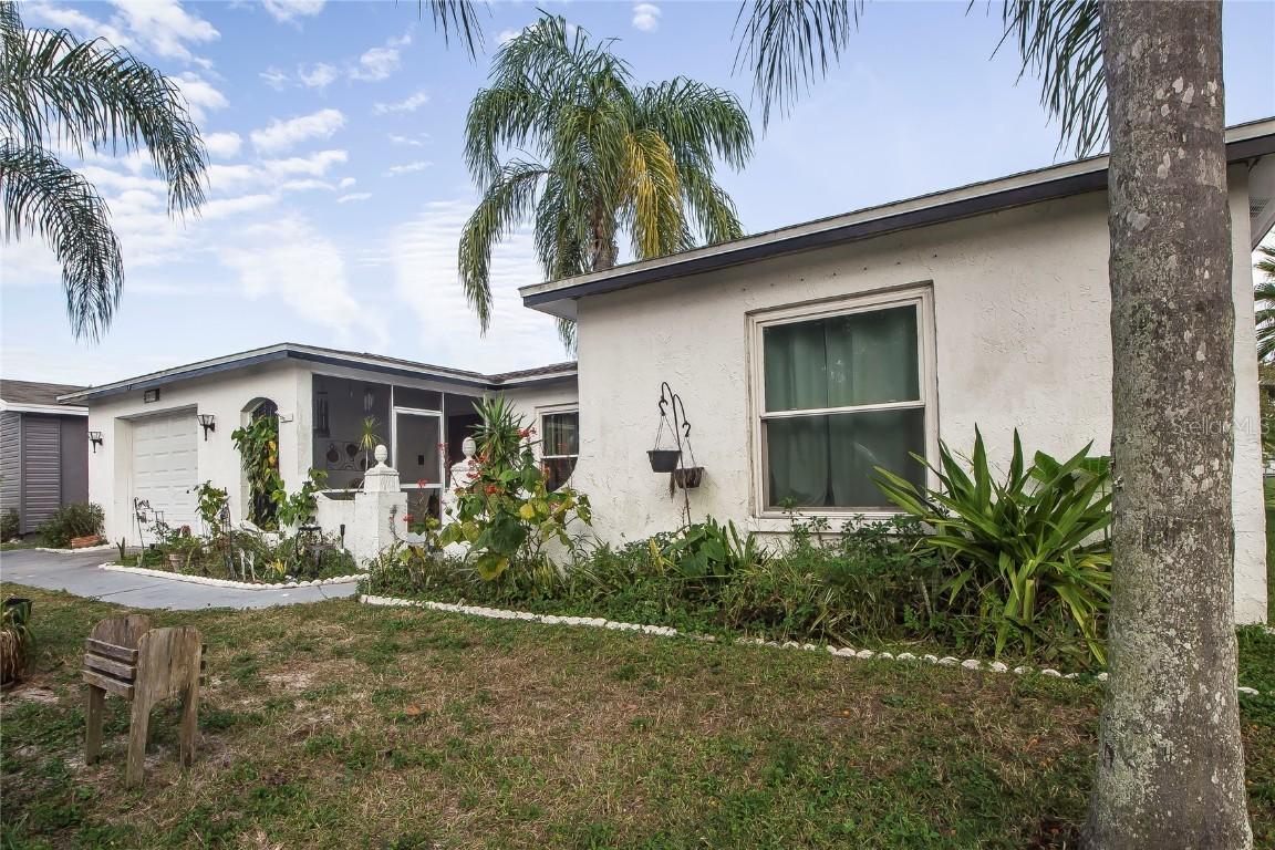 9840 Glen Moor Ln., Port Richey, FL 34668