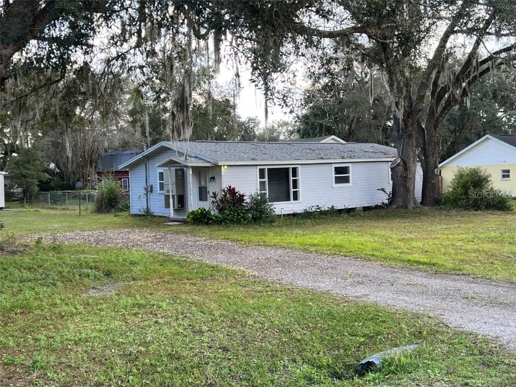 32620 2nd Ave., San Antonio, FL 33576