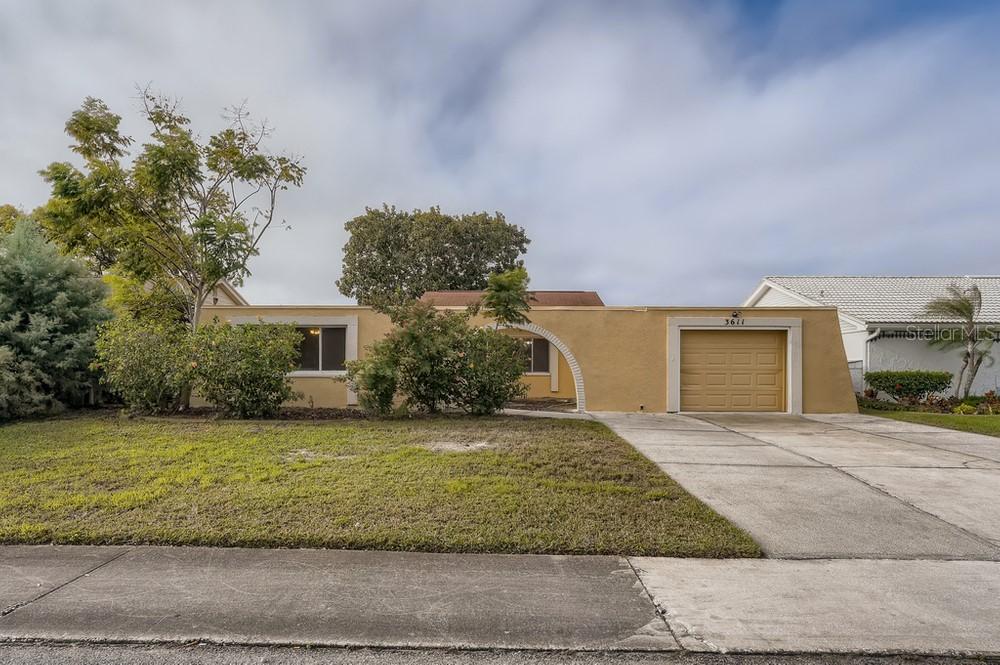 3611 Rock Royal Dr., Holiday, FL 34691