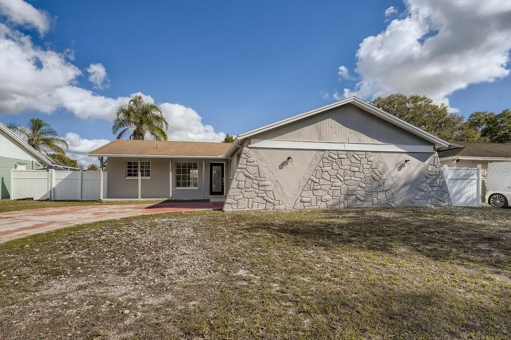 8264 Greenleaf Cir., Tampa, FL 33615