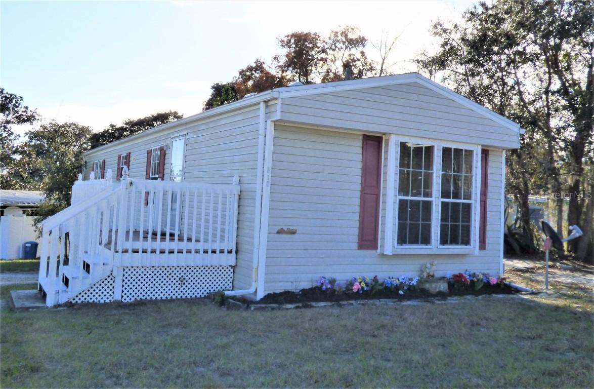 810 Saint Charles Dr., Tarpon Springs, FL 34689