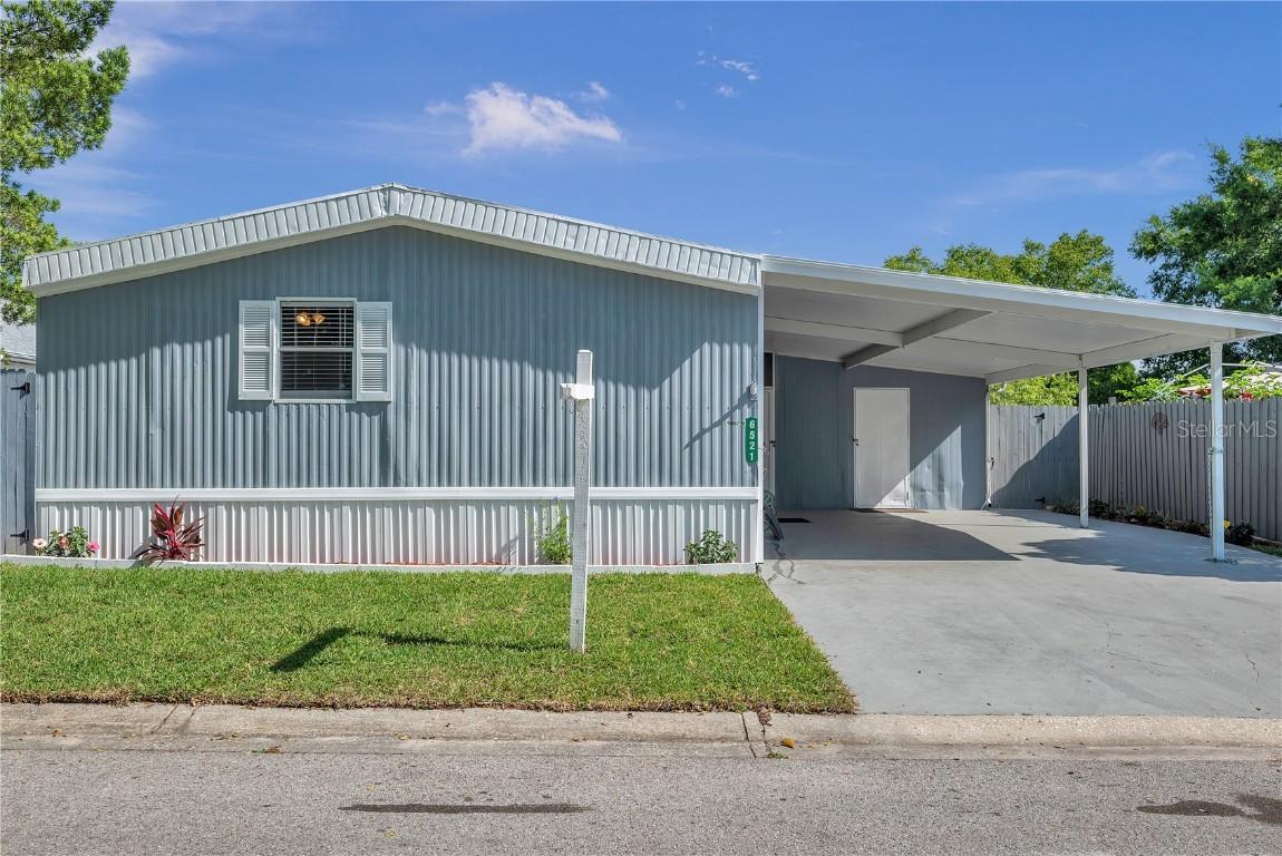 6521 Limerick Ave., New Port Richey, FL 34653