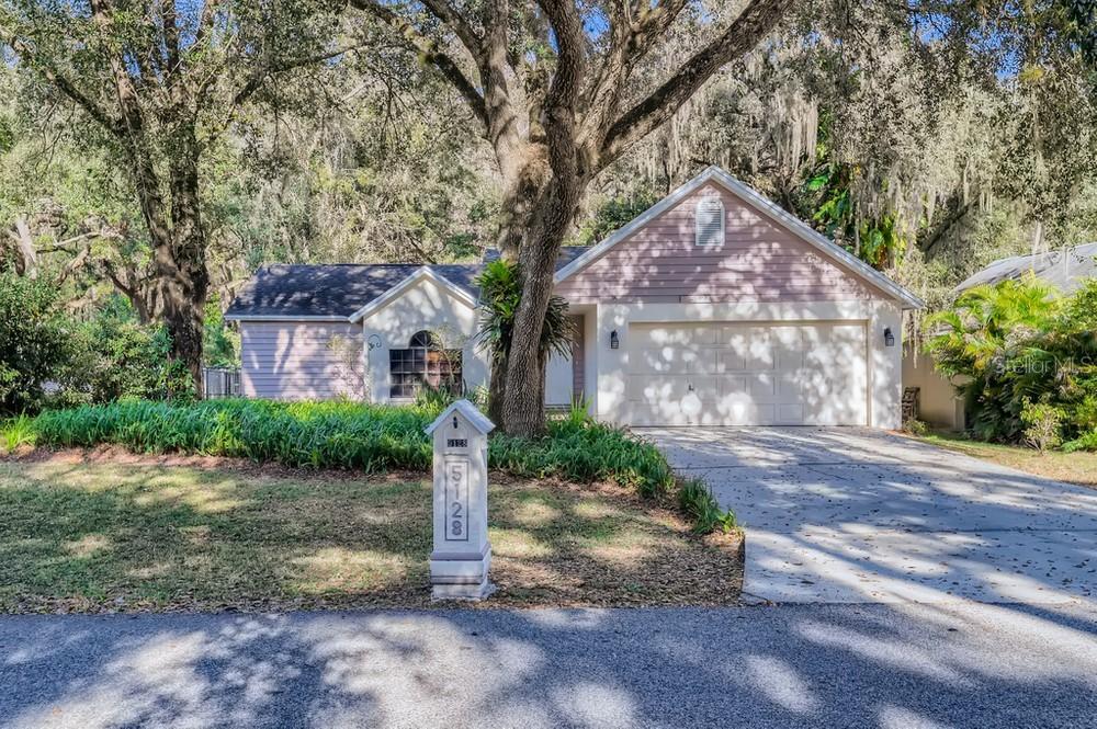 5128 Eagle Island Dr., Land O Lakes, FL 34639