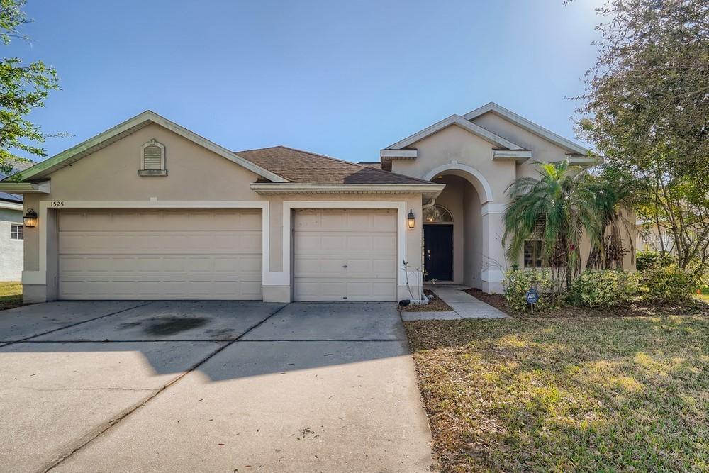 1525 Bonita Bluff Ct., Ruskin, FL 33570