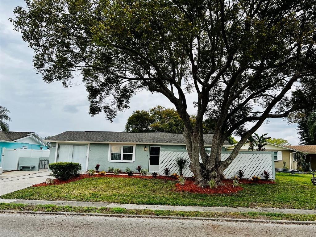 1948 Coolidge Rd., Holiday, FL 34691
