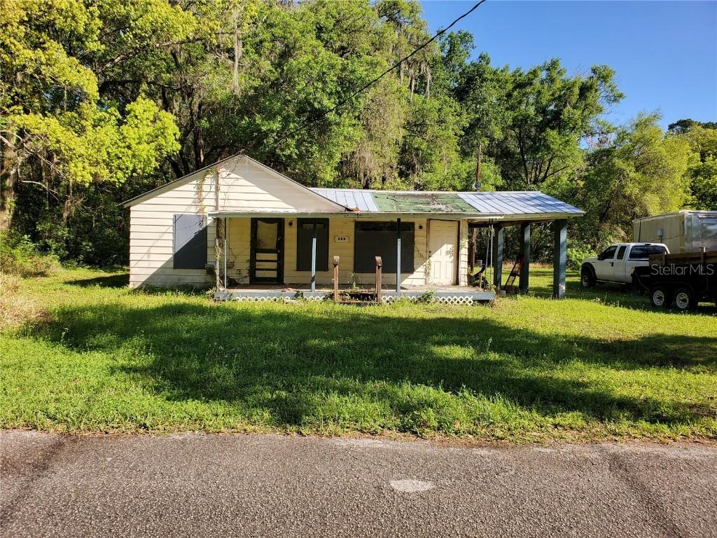 484 Hickory St., Brooksville, FL 34601