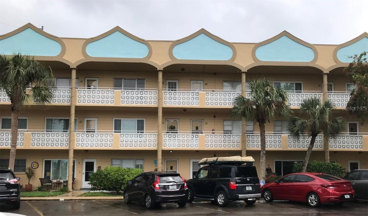 2467 Finlandia Ln. #37, Clearwater, FL 33763