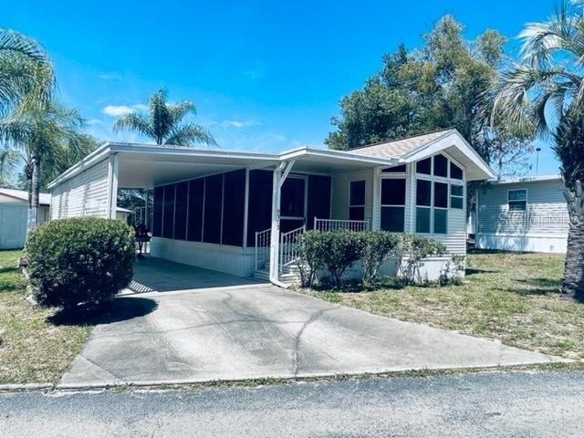 9373 Muskrat Dr., Weeki Wachee, FL 34613