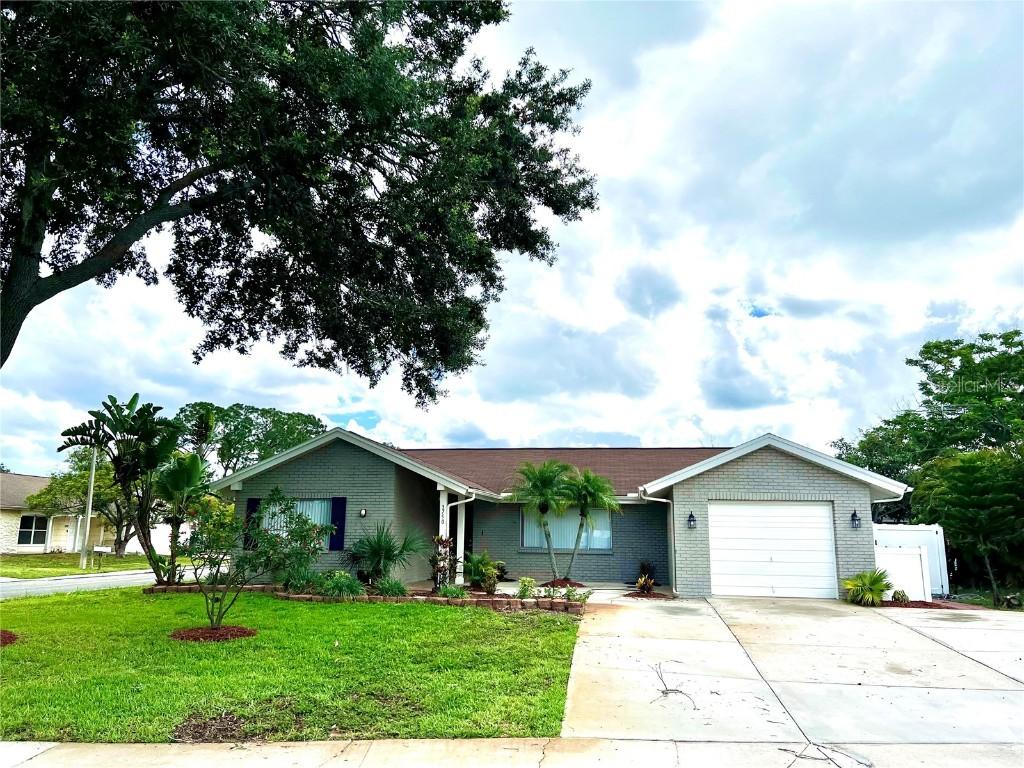 3750 Lighthouse Way, Holiday, FL 34691