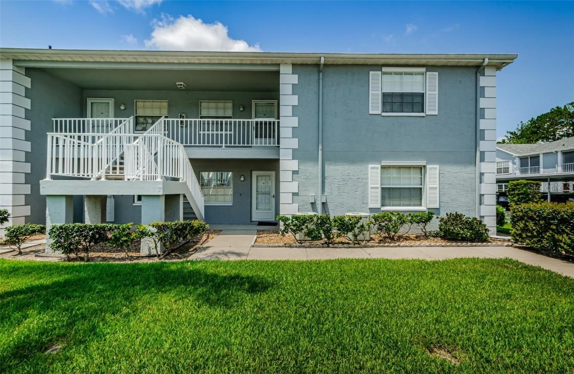 12042 Hoosier Ct. #201, Hudson, FL 34667