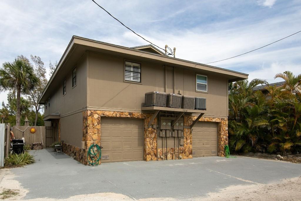 3014 Avenue C #4, Holmes Beach, FL 34217