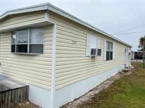 6832 Flicker Ln., Hudson, FL 34667