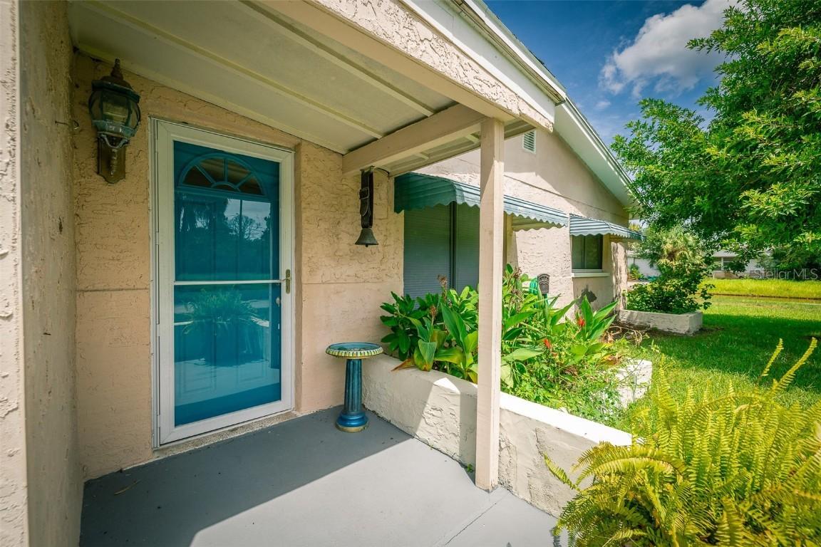 6725 Sierra Ter., New Port Richey, FL 34652