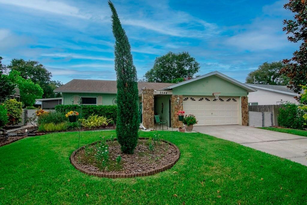 2544 Knoll St., Palm Harbor, FL 34683